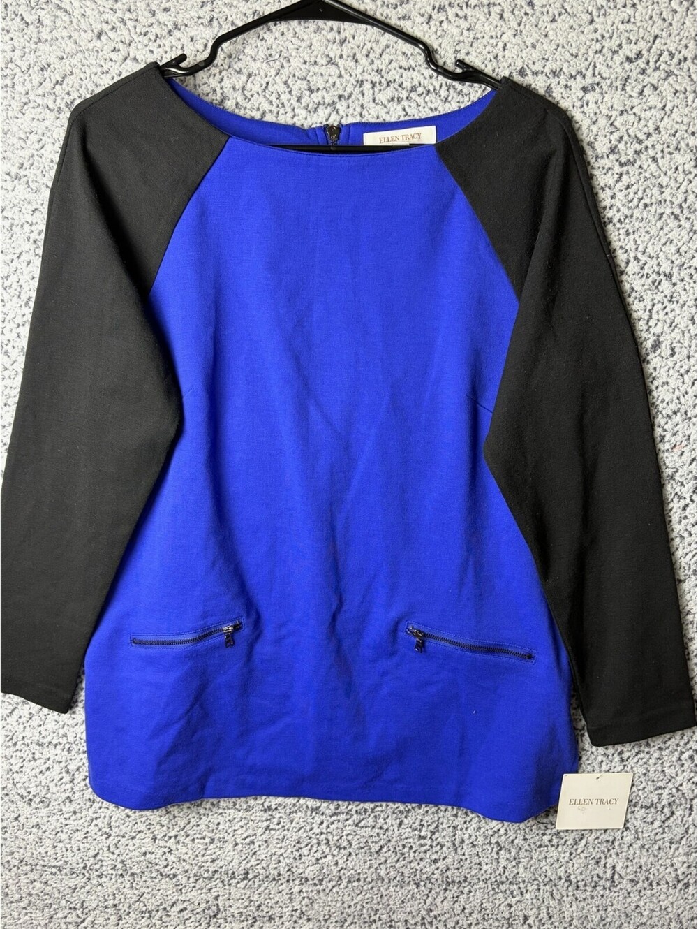 NWT Ellen Tracy Womens Small Blue Black Colorblock 3/4 Sleeve Zip Pocket Top